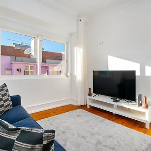 https://whome-hideaway-family-apartment-3.hotels-lisbon-portugal.com