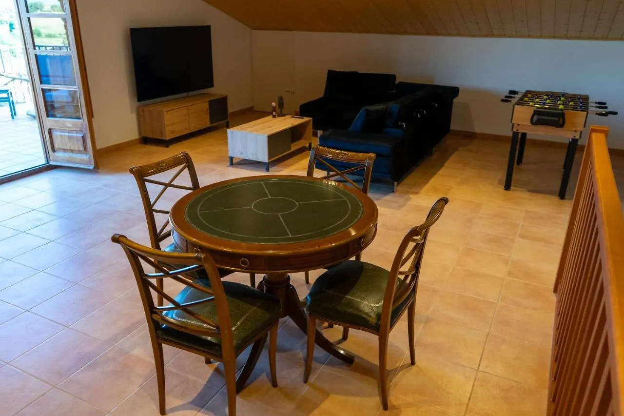 Сasa de vacaciones Cal Ganyada, Casa Rural Cardona