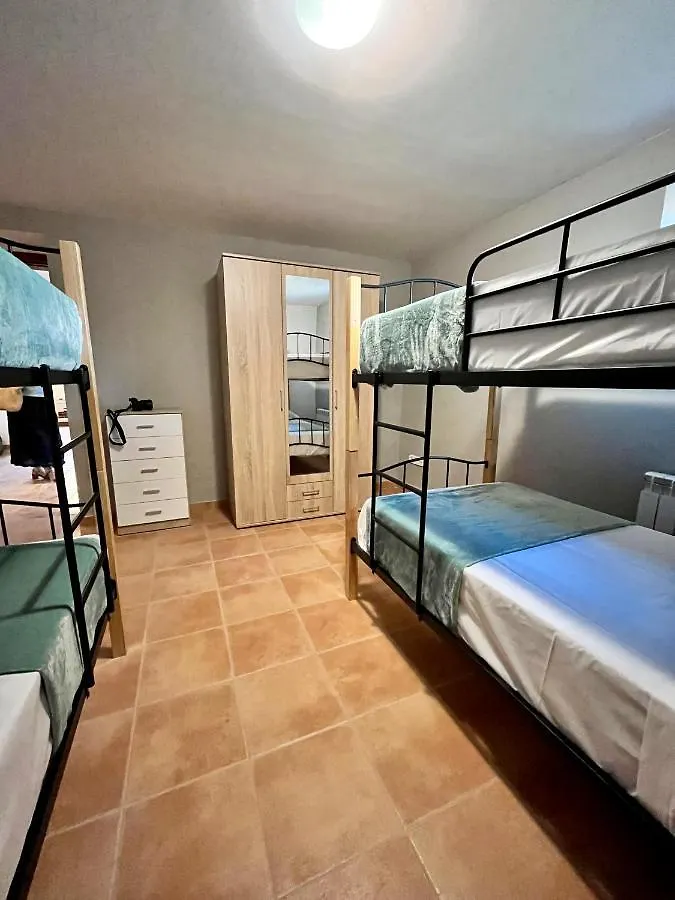 Cal Ganyada, Casa Rural Cardona 0*,  Spain